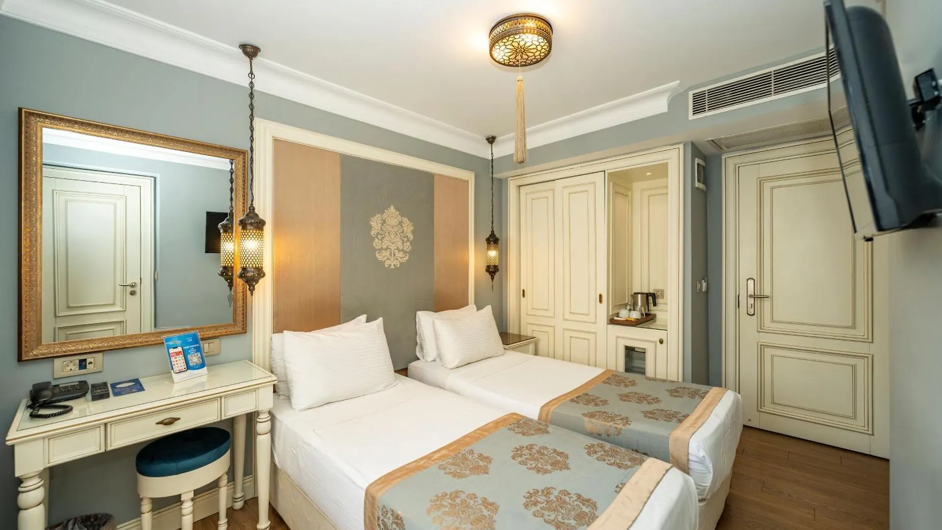 ***  Raymond Blue Hotel İstanbul Türkiye